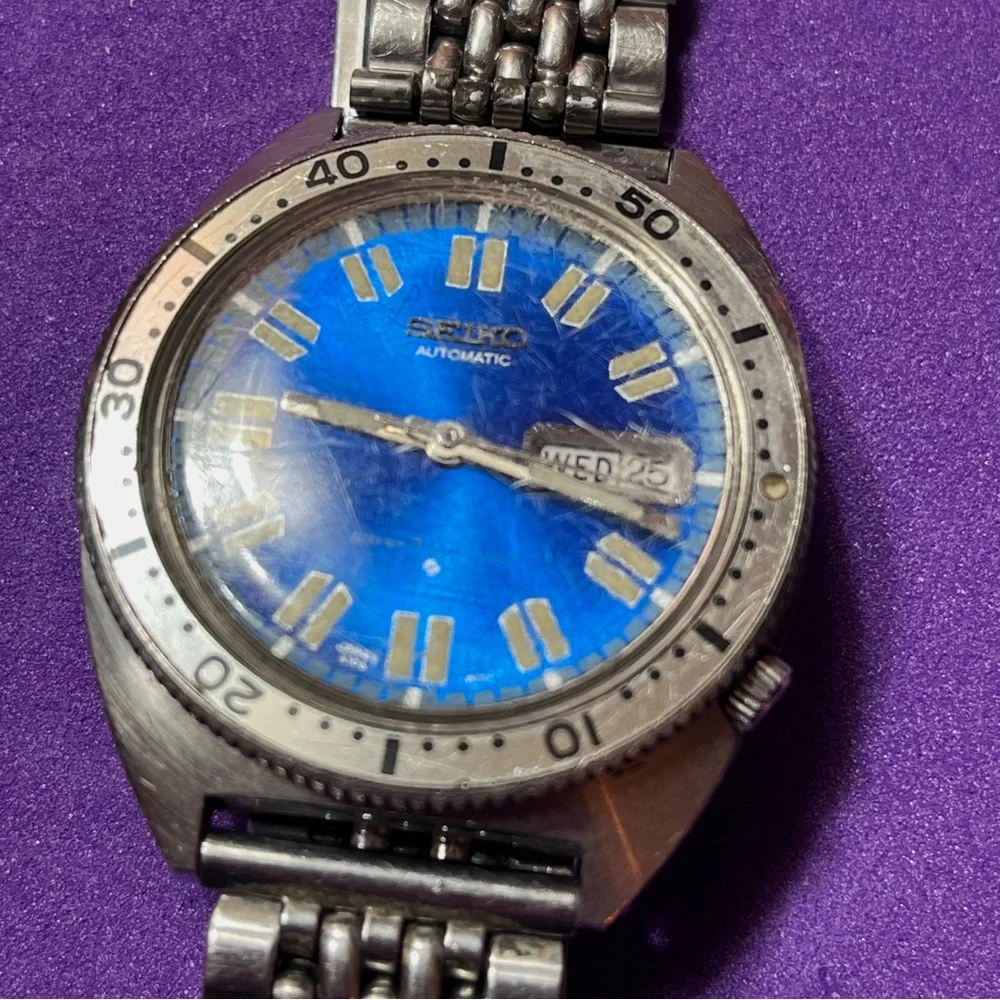 SEIKO 6106-8100 1ST SPORT DIVER Men's Watch Day Date